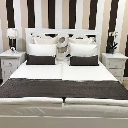 Lux New White Novi Sad